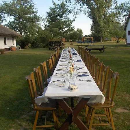 Bed & Breakfast Somodi Tanya 2*